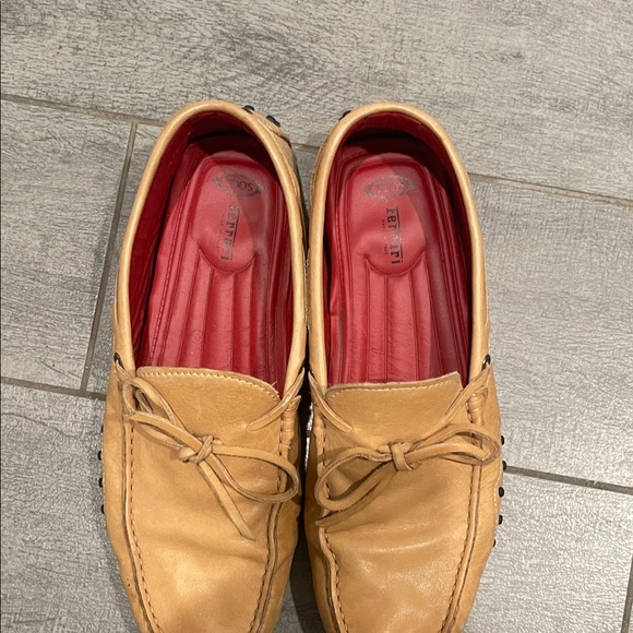 Tod\'s Tan Leather Loafers with Red Interior Ferrari colllaboration main image 4